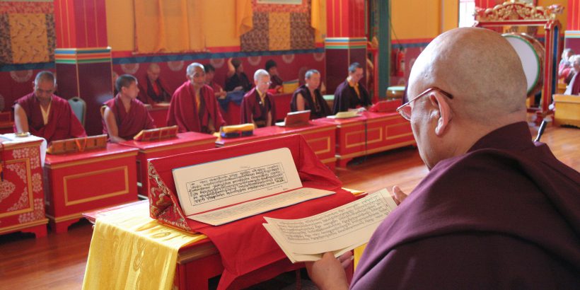 Samye_Ling_Temple_with_Sangha_and_Abbot_Lama_Yeshe_Losal_Rinpoche