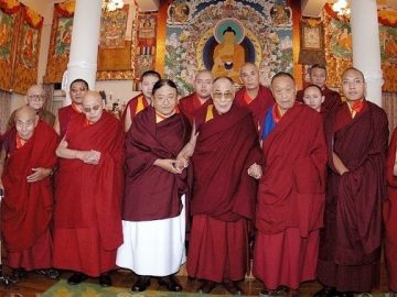 DalaiLamasLineageHolders
