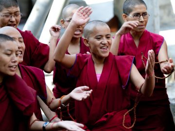 Buddhist Nuns Debate at Dolma Ling Nunnery